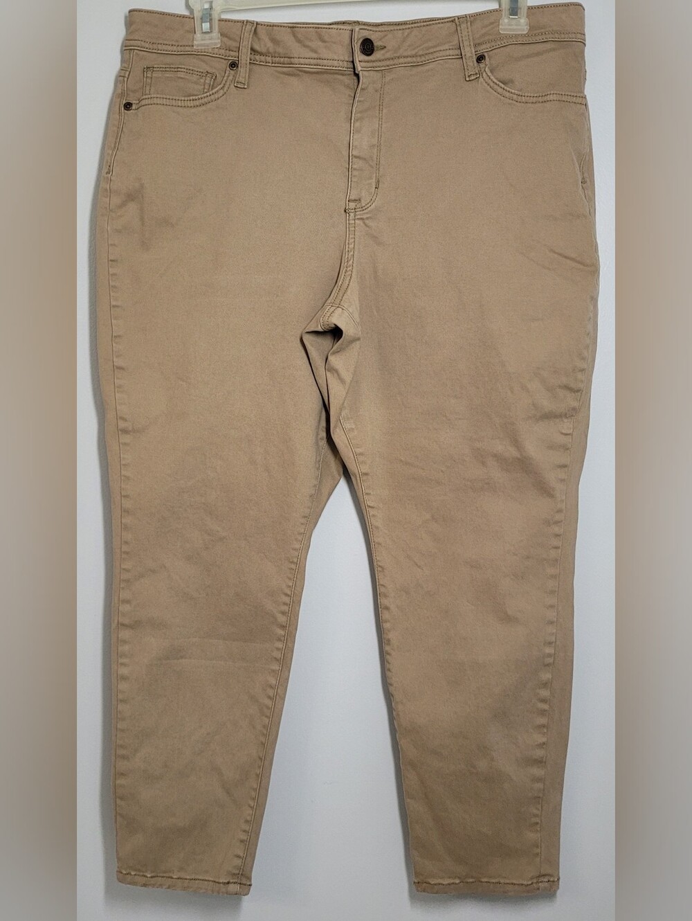 Sonoma Casual Khaki Pants  18 Womens Short Skinny Jeans Exc. Condition